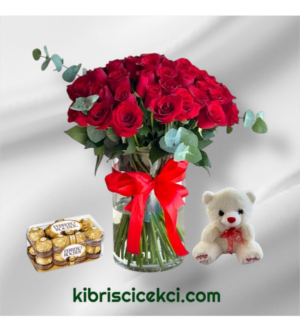 Vazoda 33 Kırmızı Gül Ayıcık 16'lı Ferrero Çikolata Vazoda 33 Kırmızı Gül Ayıcık 16'lı Ferrero Çikolata